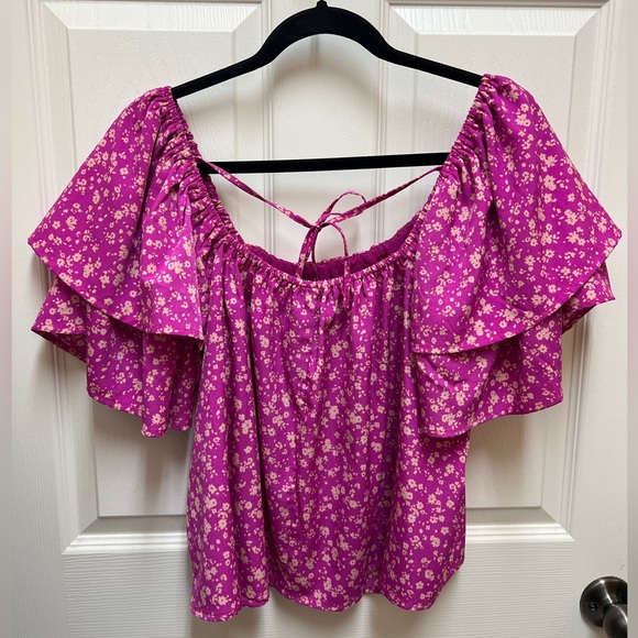 🩷 NWT! Pink Floral Ruffle Blouse - Picture 7 of 9